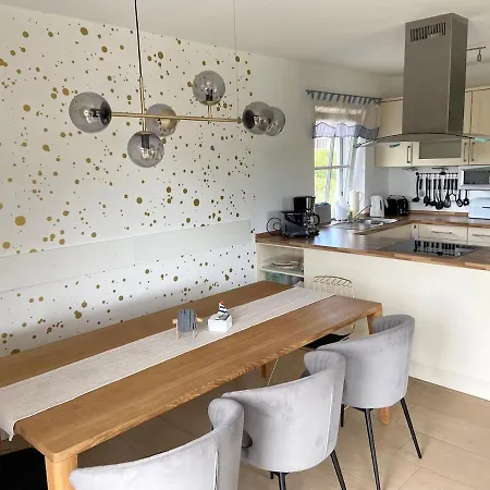 Reetdachhaus Windblume - Super Gemütlich Ferienhaus